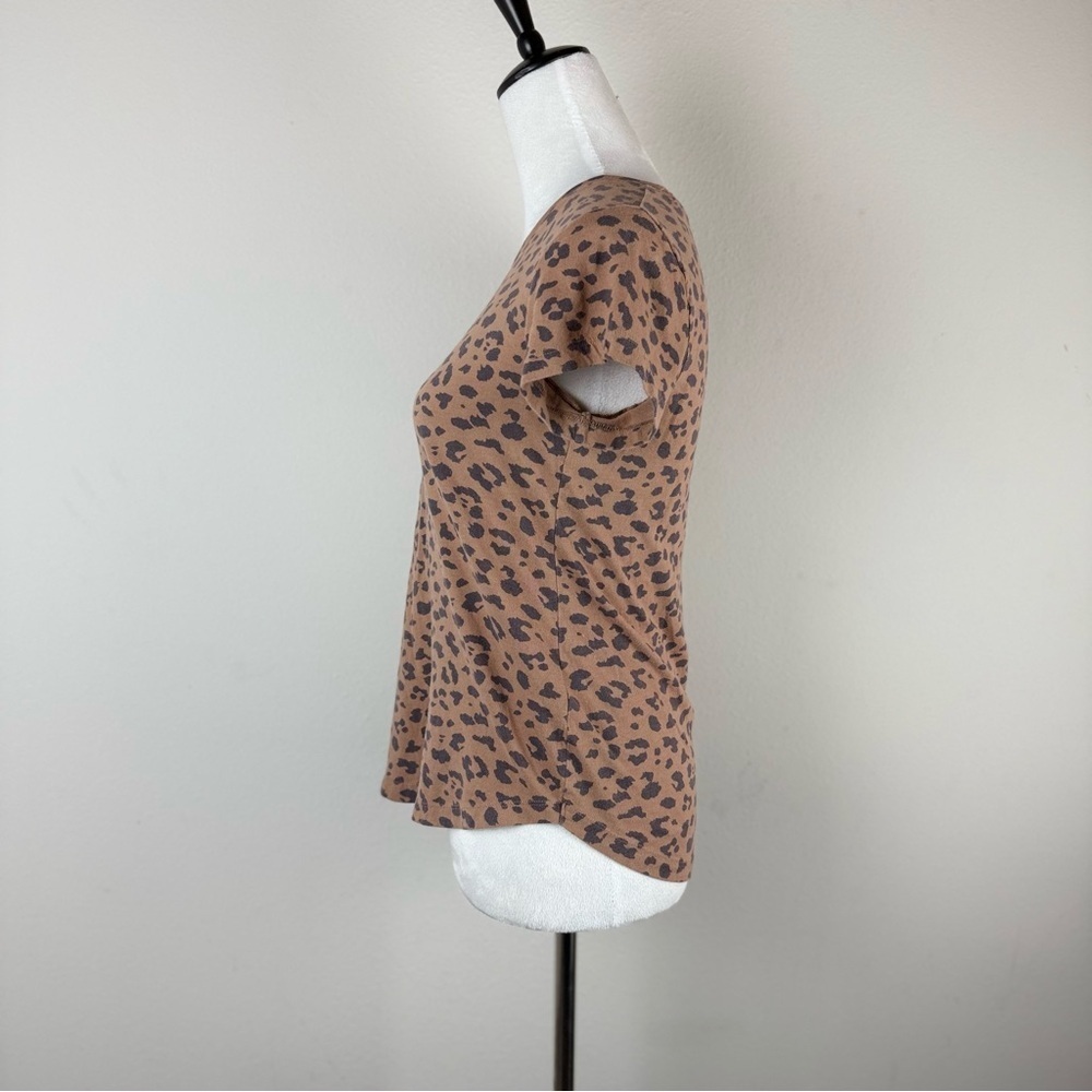 Abercrombie & Fitch Women’s Brown Leopard Print Short Sleeve Tee Size M - Picture 5 of 10